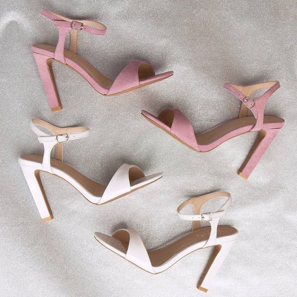 Last 1! QUPID Lilac dainty dressy ankle strap HEEL - Picture 2 of 2